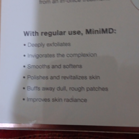 BNIB TROPHY SKIN MINI MD PORTABLE HOME MICRODERMABRASION SYSTEM - Picture 8 of 10
